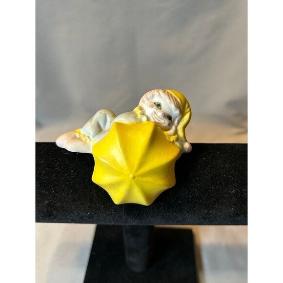 Vintage House of Lloyd Umbrella Clown House Sitting Figurine 1987 - Picture 1 of 5
